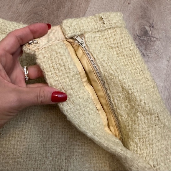 Vintage 1950’s Wool Tweed Jacket and Skirt Set - Picture 8 of 11